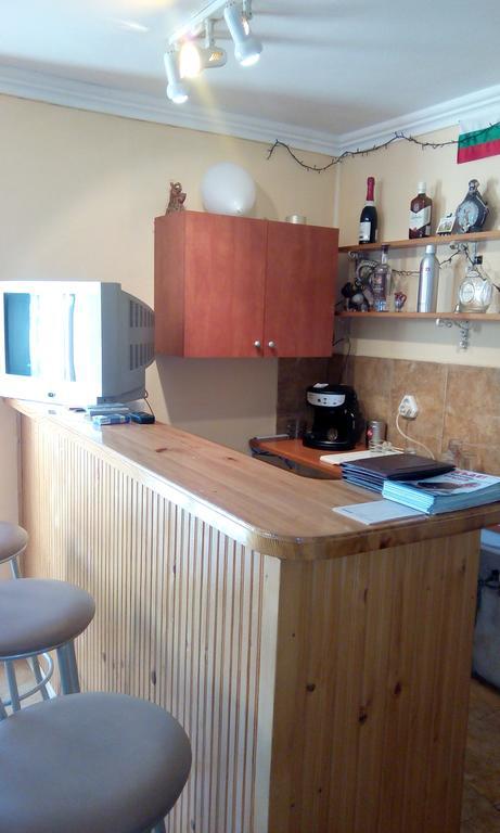 Guest House Lorian Madzhare Exterior foto